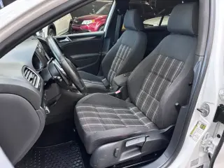 2011 Volkswagen GTI