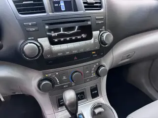 2011 Toyota HIGHLANDER