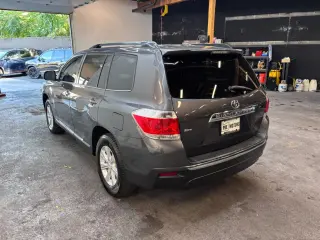 2011 Toyota HIGHLANDER