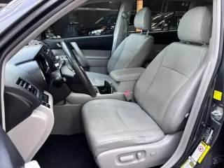 2011 Toyota HIGHLANDER