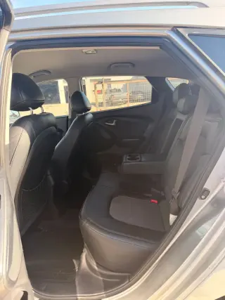 2011 HYUNDAI TUCSON