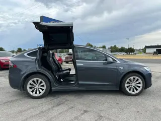 2016 TESLA MODEL X