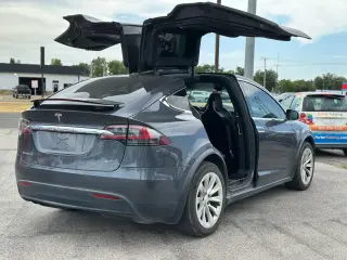 2016 TESLA MODEL X