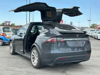 2016 TESLA MODEL X