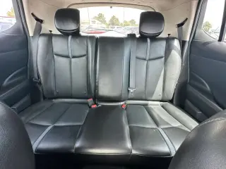2018 NISSAN LEAF