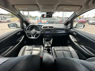 2018 NISSAN LEAF