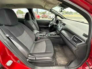 2018 NISSAN LEAF