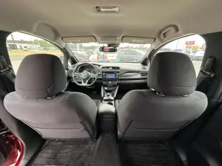 2018 NISSAN LEAF