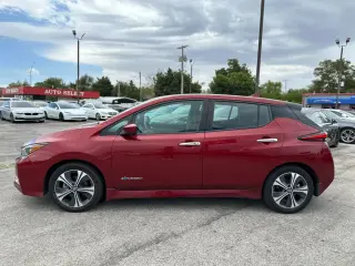 2018 NISSAN LEAF