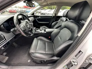 2018 KIA STINGER