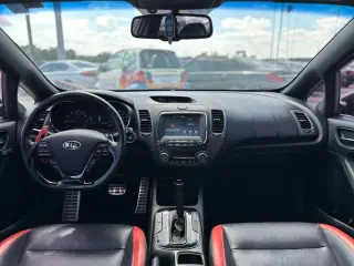 2017 KIA FORTE5