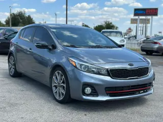 2017 KIA FORTE5