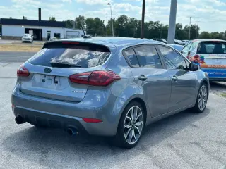 2017 KIA FORTE5