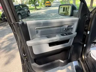 2014 Ram 1500 QUAD CAB