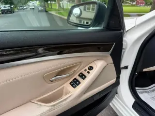 2011 Bmw 5 SERIES