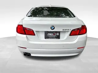 2011 Bmw 5 SERIES