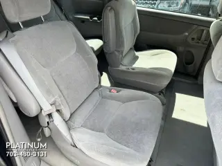 2004 Toyota SIENNA
