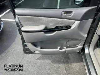 2004 Toyota SIENNA