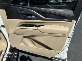 2023 Cadillac ESCALADE