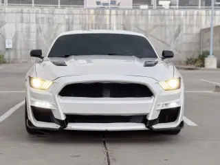 2017 Ford MUSTANG