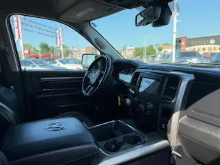 2016 Ram 1500 CREW CAB