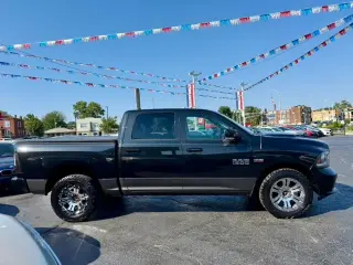 2016 Ram 1500 CREW CAB
