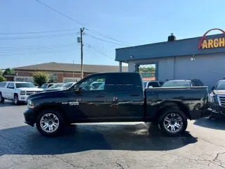 2016 Ram 1500 CREW CAB