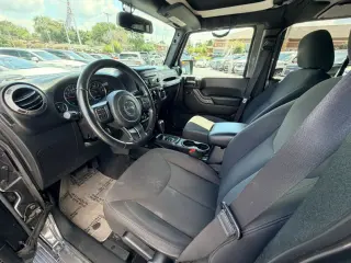 2017 Jeep WRANGLER UNLIMITED