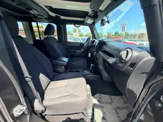 2017 Jeep WRANGLER UNLIMITED