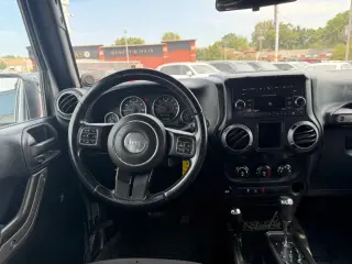 2013 Jeep WRANGLER