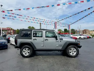 2013 Jeep WRANGLER
