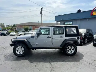 2013 Jeep WRANGLER