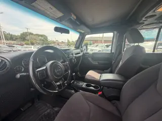 2013 Jeep WRANGLER