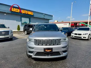 2019 Jeep GRAND CHEROKEE