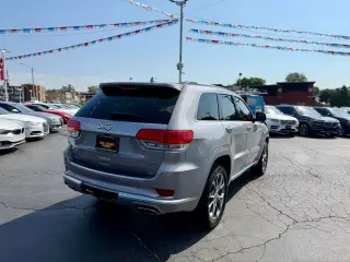 2019 Jeep GRAND CHEROKEE