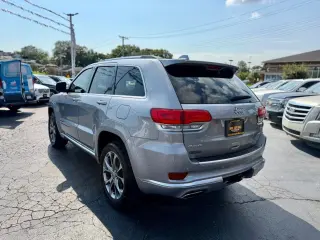 2019 Jeep GRAND CHEROKEE