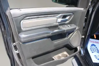 2019 Ram 1500 CREW CAB