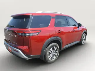 2022 Nissan PATHFINDER
