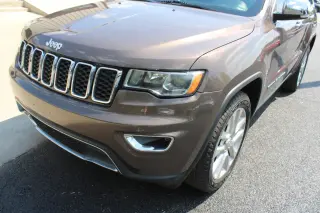 2017 Jeep GRAND CHEROKEE