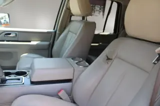 2012 Ford EXPEDITION