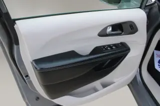 2021 Chrysler PACIFICA