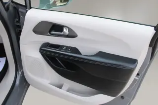 2021 Chrysler PACIFICA