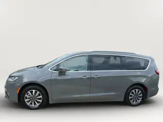 2021 Chrysler PACIFICA