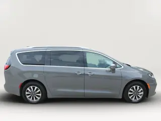 2021 Chrysler PACIFICA