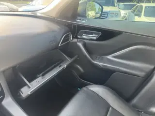 2019 JAGUAR F-PACE