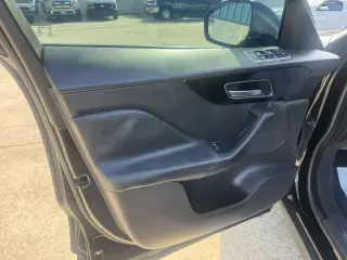 2019 JAGUAR F-PACE