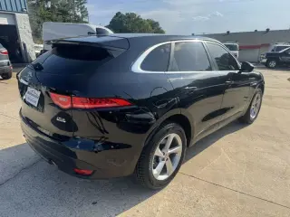 2019 JAGUAR F-PACE