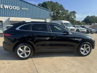 2019 JAGUAR F-PACE