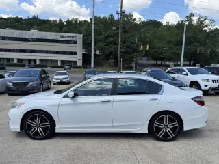 2017 HONDA ACCORD