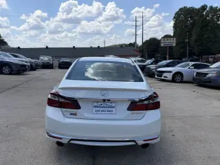 2017 HONDA ACCORD